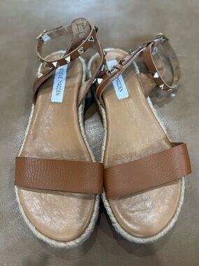 Steve Madden Tan Leather Studded Espadrille Sandal